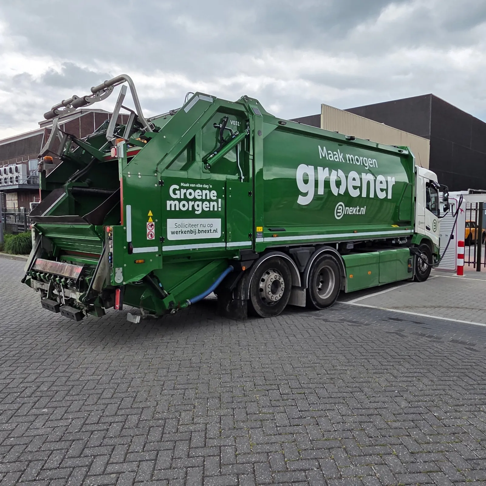 Afbeelding bij het blogartikel: Code 95 praktijk bij Bnext: zuinig rijden met de elektrische vuilniswagen